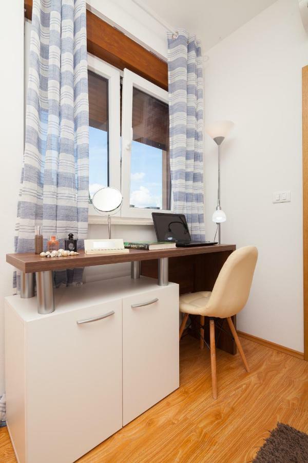 Luxury Apartment With Private Rooftop Terrace Pula Exterior foto